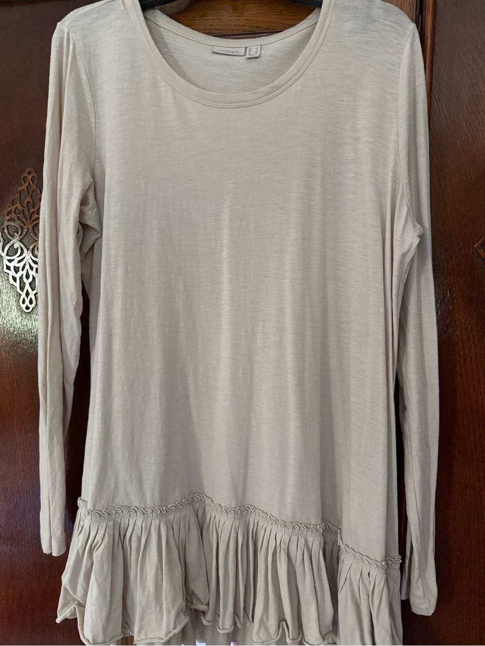 LOGO by Lori Goldstein Light Taupe Ruffle-Hem Long Sleeve Tunic